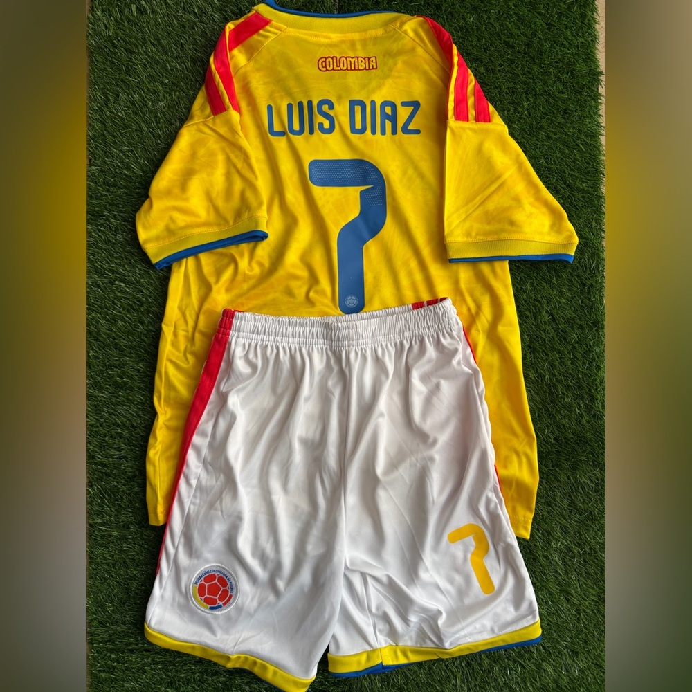 Luis Diaz Colombia jersey kids set